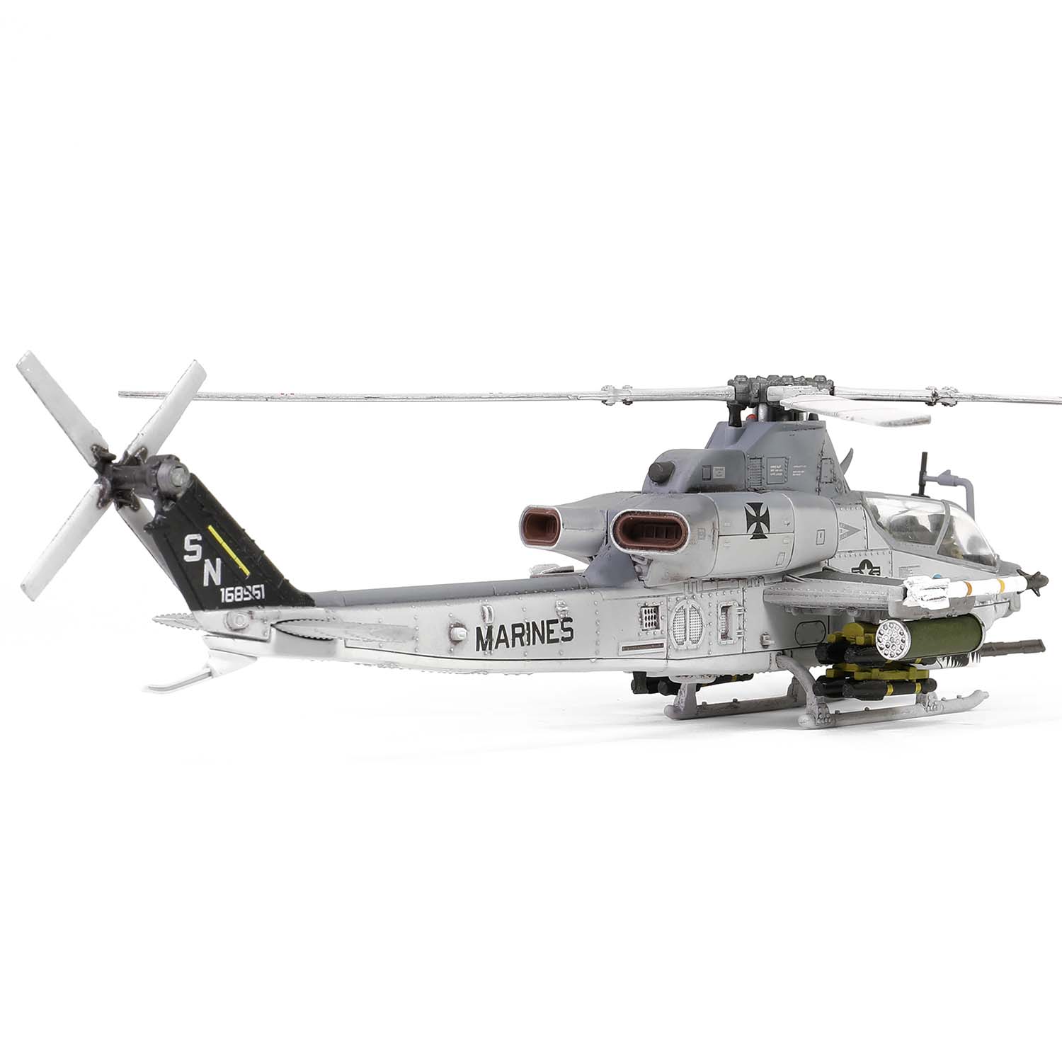 USMC AH-1Z Viper Attack Helicopter, 3rd Marine Aircraft Wing, MAG-39, HMLA-469 ‘Vengeance' , BuNo.168961