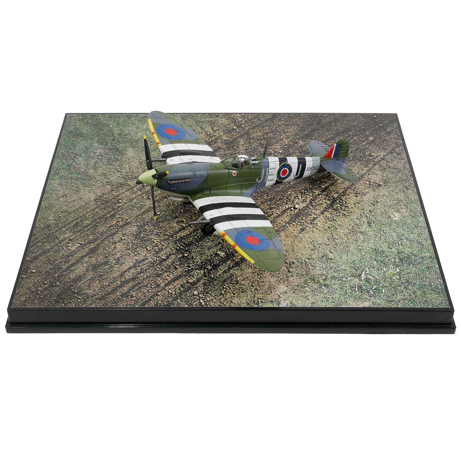 Supermarine Spitfire Mk.IX MK 392, WG CDR "Johnnie" Johnson, No.144 (Canadian) Wing RAF Kenley, Royal Air Force, Normandy