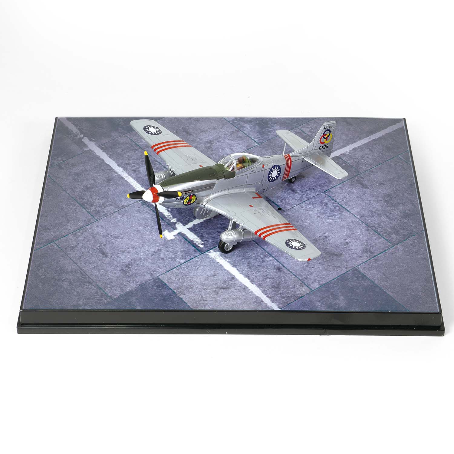 P-51D Mustang aircraft fighter 4th Fighter Group, Captain Hsu Hua Chiang, ROCAF (#P-14369, 2199)