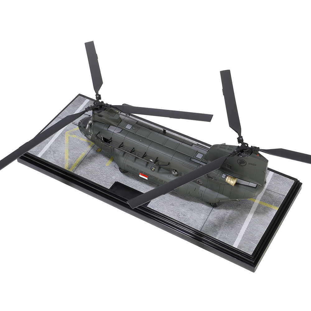 Boeing Chinook CH-47SD helicopter Republic of Singapore Air Force, 127 Squadron, Sembawang Air Base, "HMS Echo medical support", December 18th