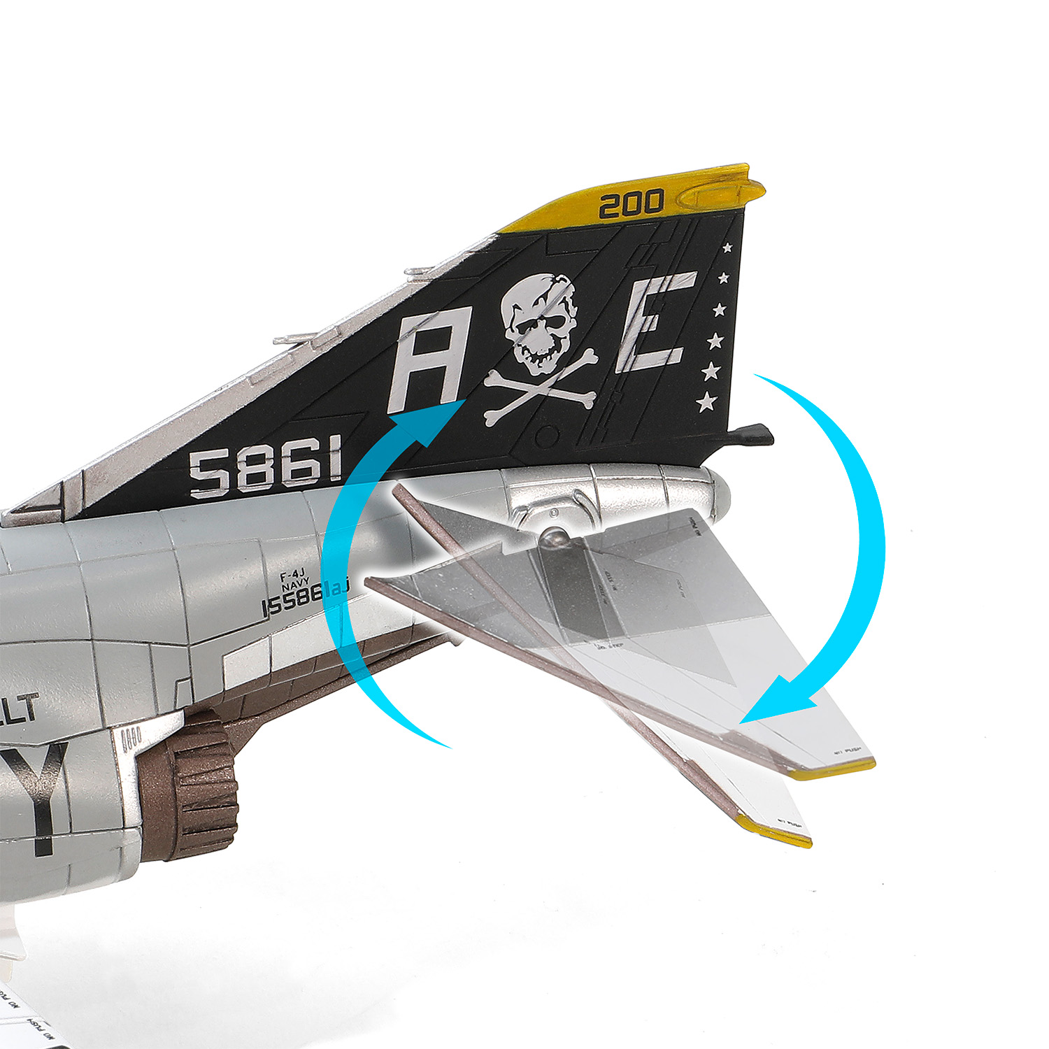 波音F-4J “鬼怪II” 战斗机 VF-84 “海盗旗” 美国海军罗斯福号航空母舰，第84战斗机中队(军机序号155861)