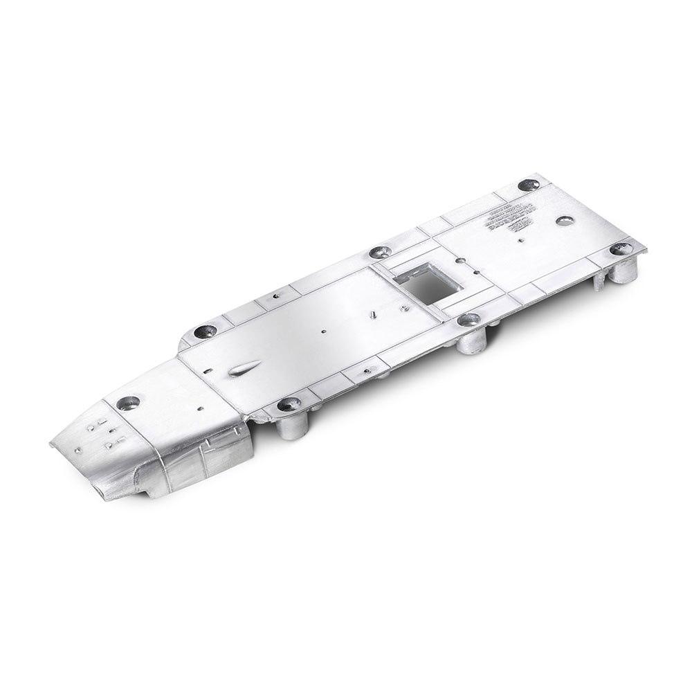 机身部分使用合金制成和细致的全内结构