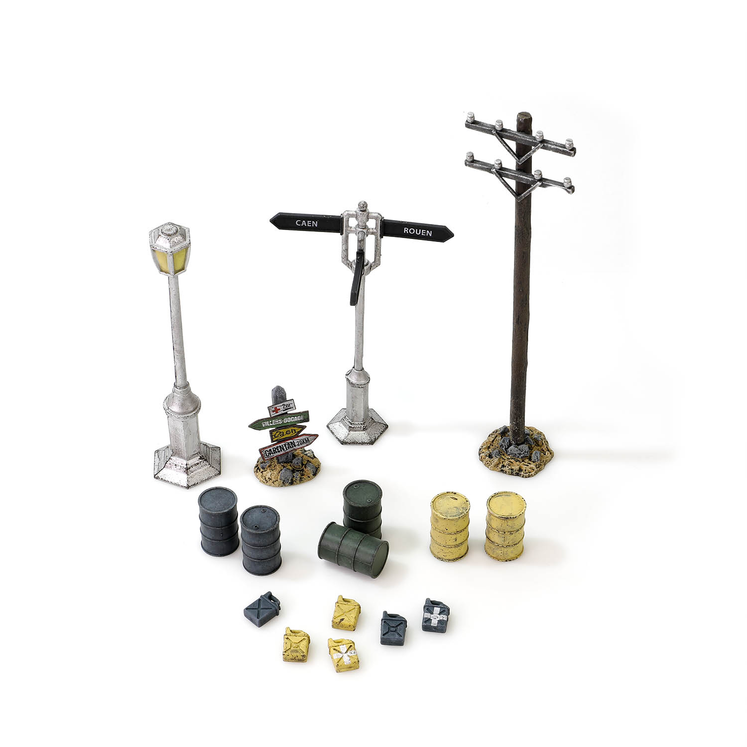 二战场景布置配件系列 - 路标与油桶套装